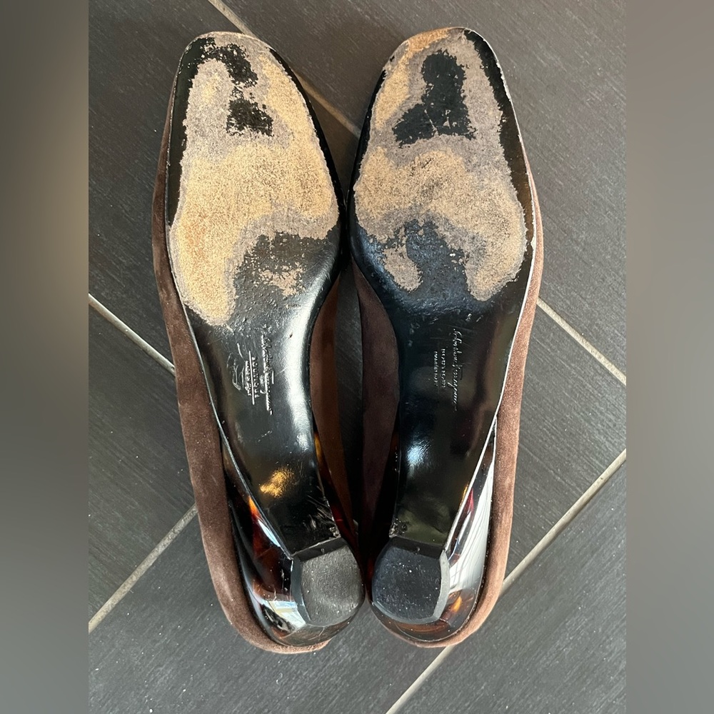 Ferragamo Ladies Brown Suede Shoes - Picture 3 of 8